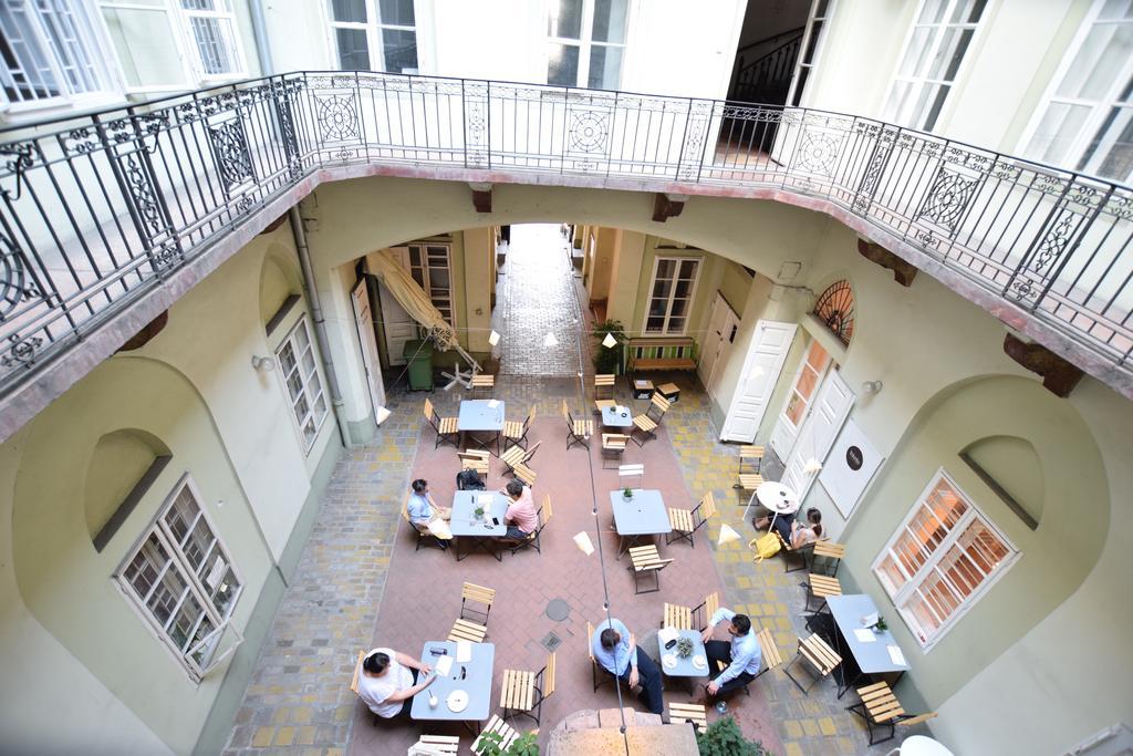 Standard Apartment By Hi5 - Muzeum 5 Budapest Extérieur photo