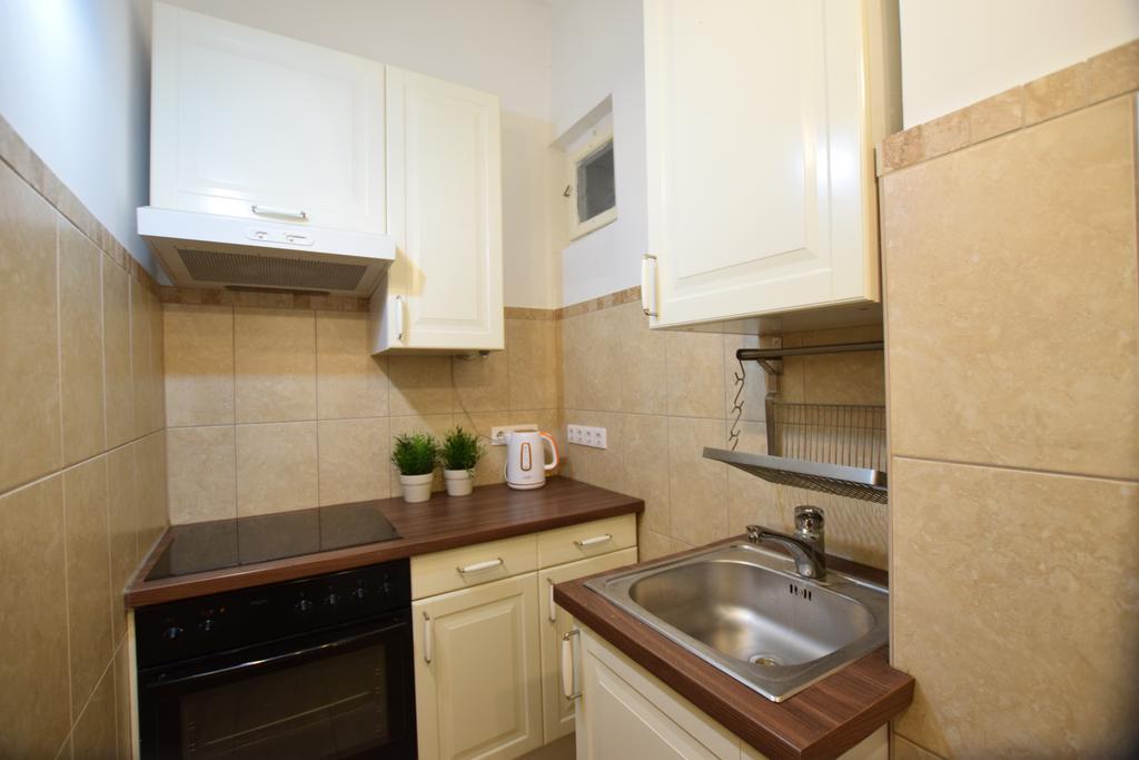 Standard Apartment By Hi5 - Muzeum 5 Budapest Extérieur photo